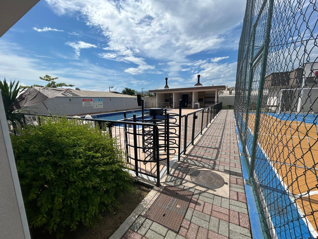 Apartamento No Bairro Aririu  15