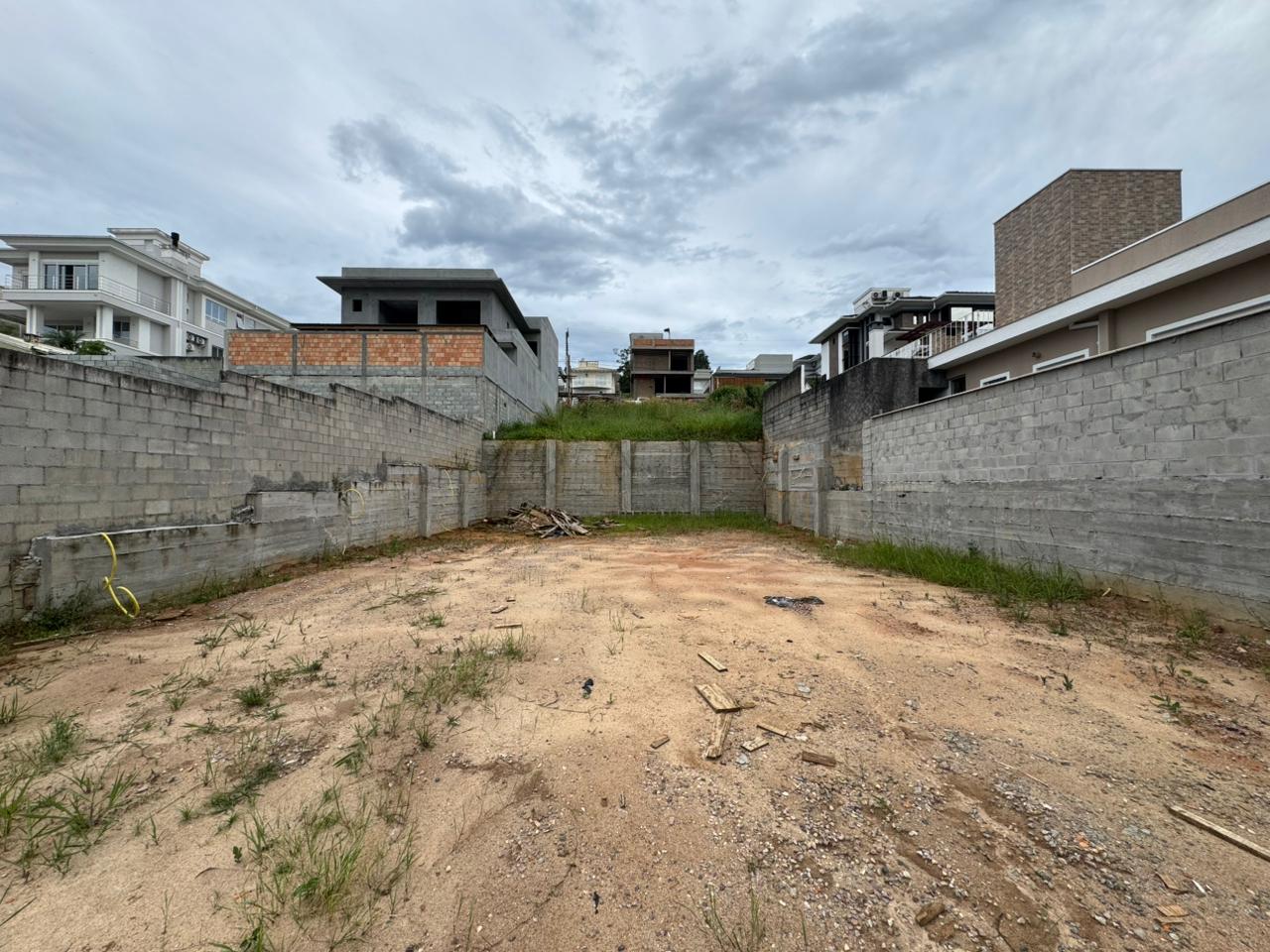 Terreno no Bairro Pedra Branca
