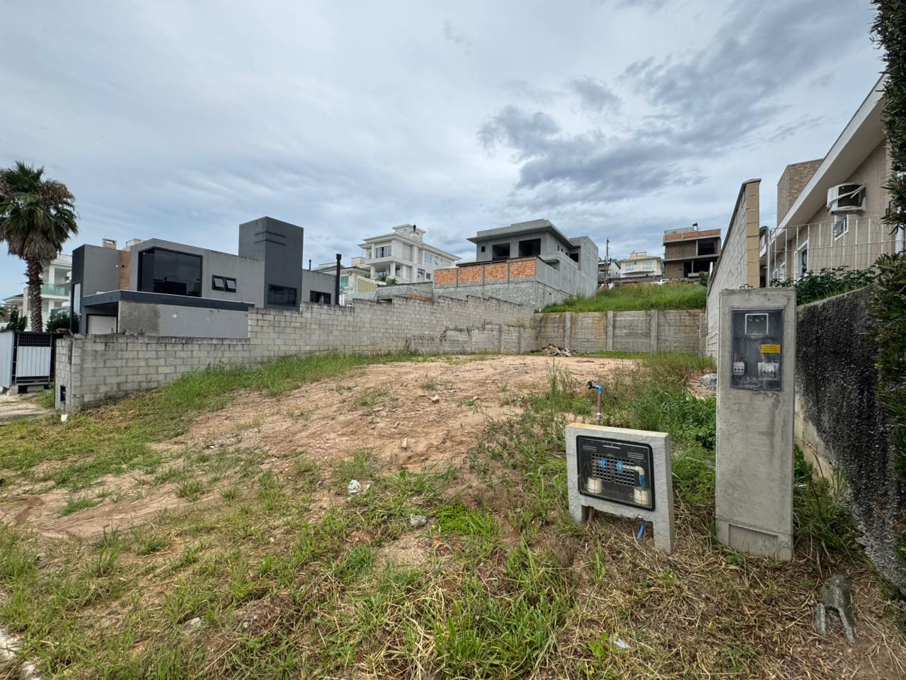 Terreno no Bairro Pedra Branca  2