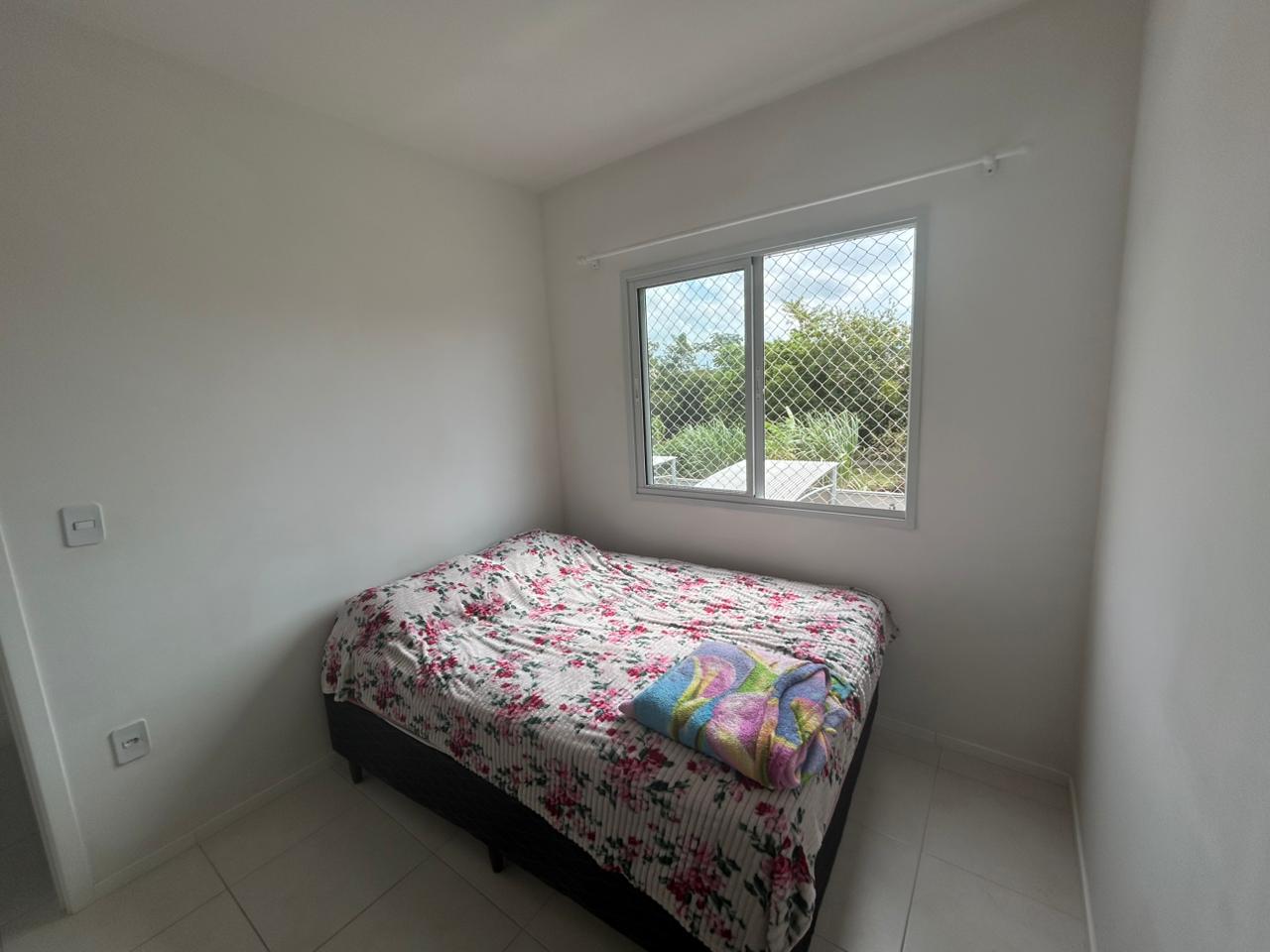 Apartamento No Bairro Aririu  8
