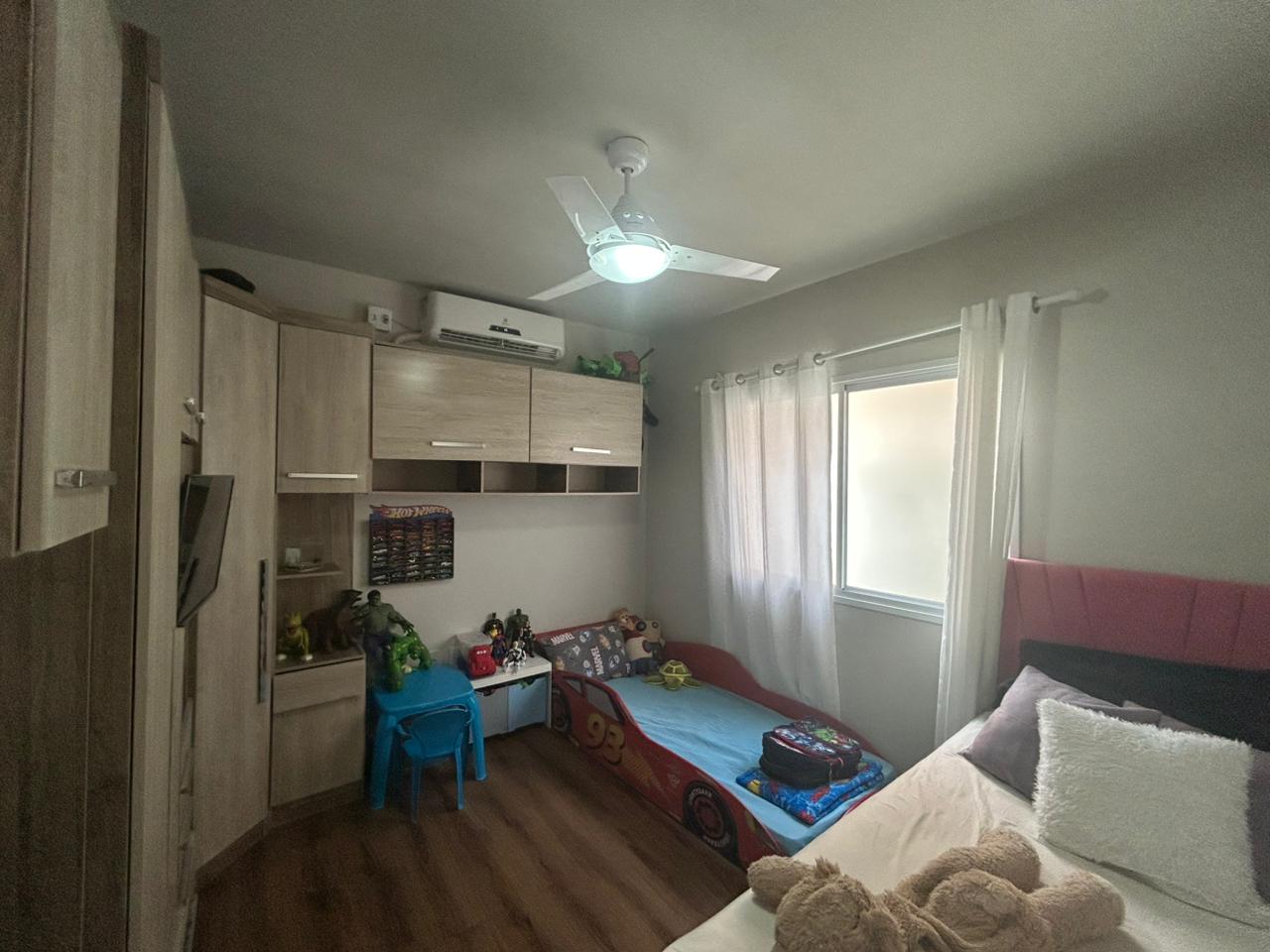 Apartamento Bairro Aririu   5