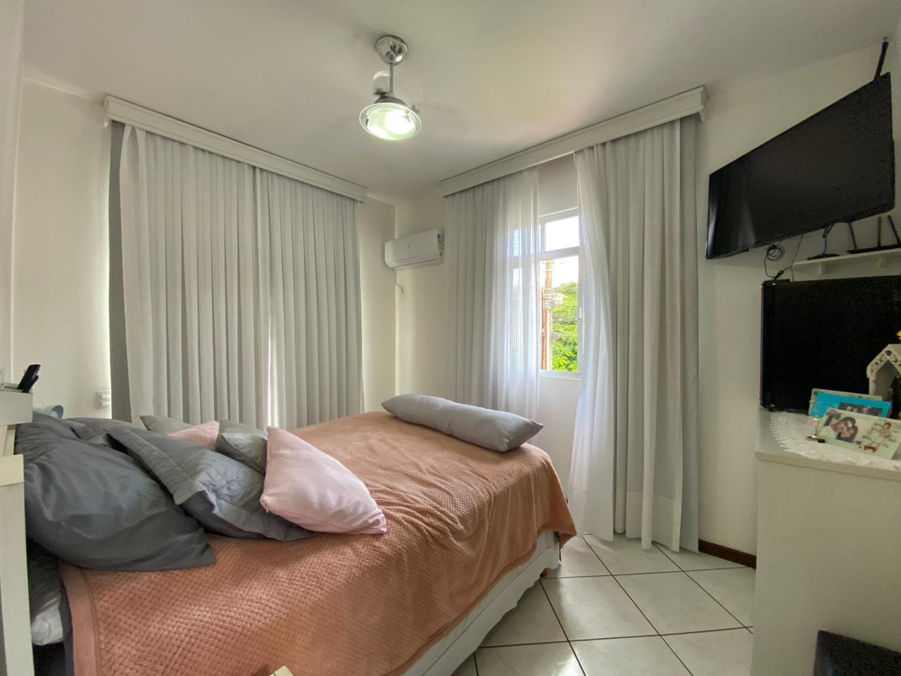 Casa No Bairro Ponta De Baixo  7