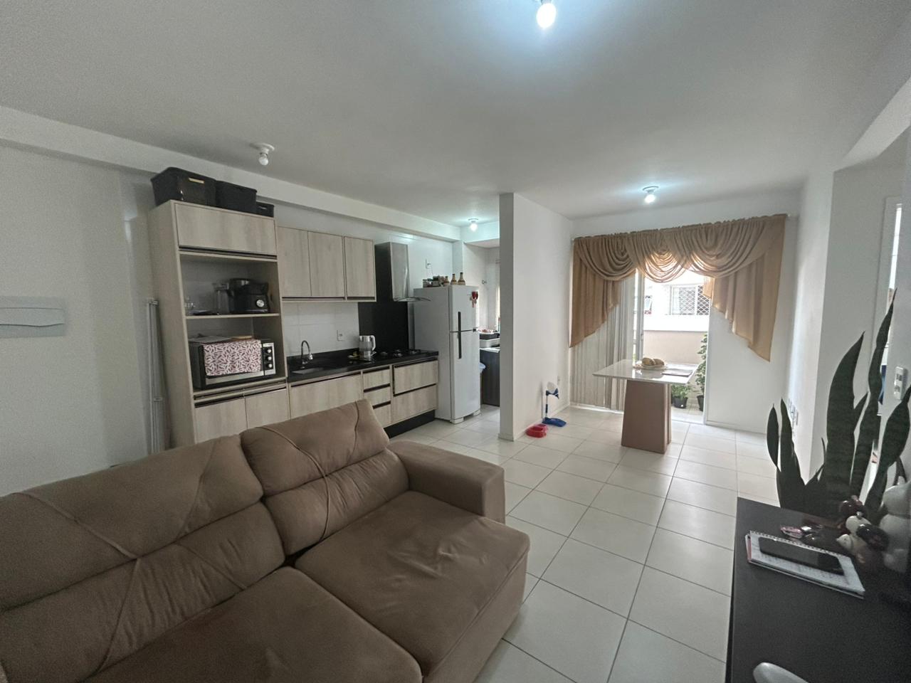 Apartamento No Bairro Aririu